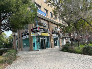 Oficina en alquiler en Alcalde L. Uruñuela - Palacio de Congresos en Sevilla