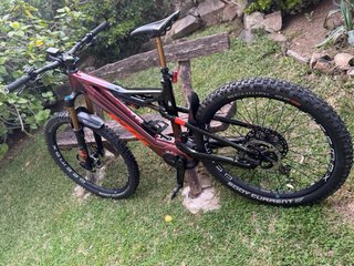 Bicicleta Eléctrica KTM Modelo tope de la gana