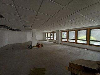 Oficina en venta en Calvario - Santa Rita en Vigo