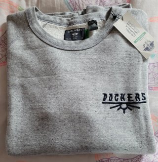 Sudadera Dockers talla L a estrenar.