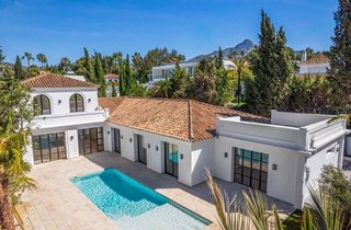 Chalet en alquiler en Las Brisas en Marbella