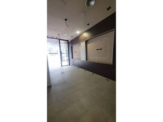Local comercial en alquiler en Universidad - Los Lirios en Logroño