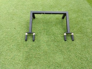 Aparato de gimnasio para ejercicios
