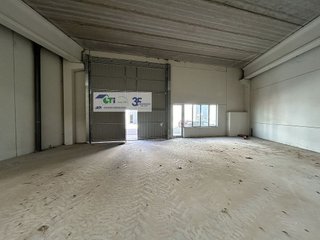 Nave industrial en venta en La Granja en Zaragoza