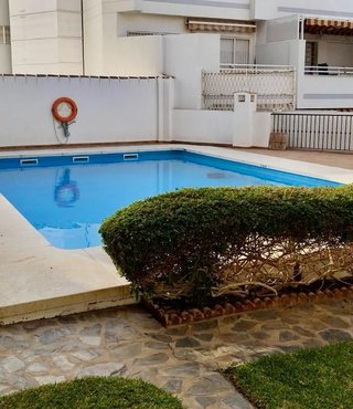 Piso en venta en Urbanización Santa Rosa en Torrox