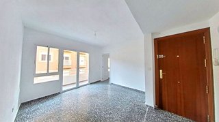 Piso en venta en Carolinas Bajas en Alicante
