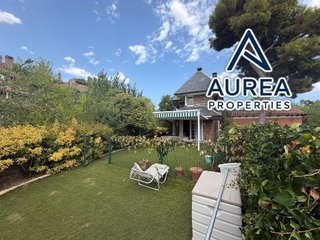 Chalet en alquiler en Finestrelles en Esplugues de Llobregat