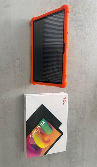 Tablet TCL TAB 10L Negra + Funda Naranja