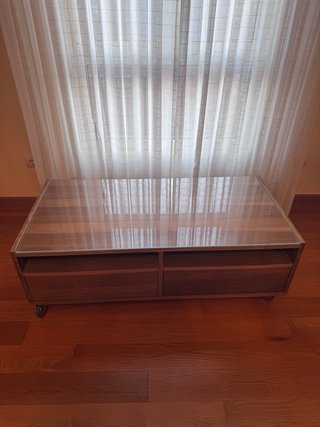 IKEA BOKSEL mesa centro / TV cristal, ruedas cajon