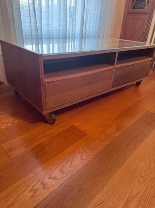 IKEA BOKSEL mesa centro / TV cristal, ruedas cajon