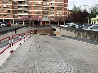 Garaje en alquiler en Iturrama en Pamplona