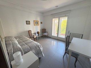 Piso en alquiler en Paseo Sagasta en Zaragoza