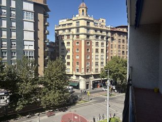 Piso en alquiler en Paseo Sagasta en Zaragoza
