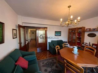 Piso en venta en Zona de Plaza de Barcelos en Pontevedra