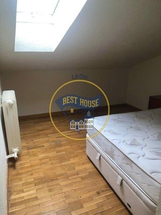 Piso en venta en Casco Antiguo en León