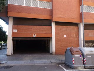 Garaje en venta en La Prosperitat en Barcelona