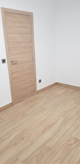 Piso en alquiler en Plaza España - Villa Pilar - Reyes Católicos - Vadillos en Burgos