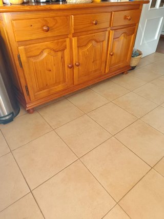 Aparador de madera clásico