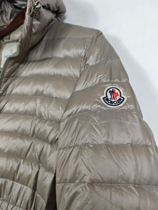 Chaqueta de plumas Moncler Gris
