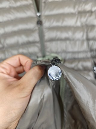 Chaqueta de plumas Moncler Gris