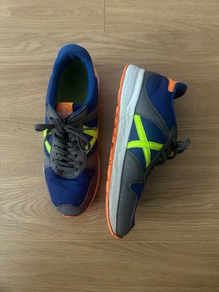 REGALO Zapatillas Munich Talla 39