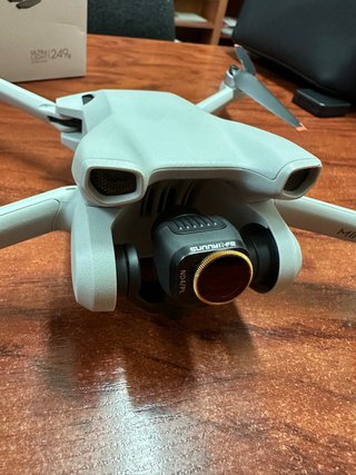 DJI Mini 3 (2 baterias y bolso)