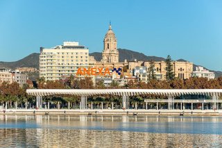 Oficina en alquiler en Centro Histórico en Málaga