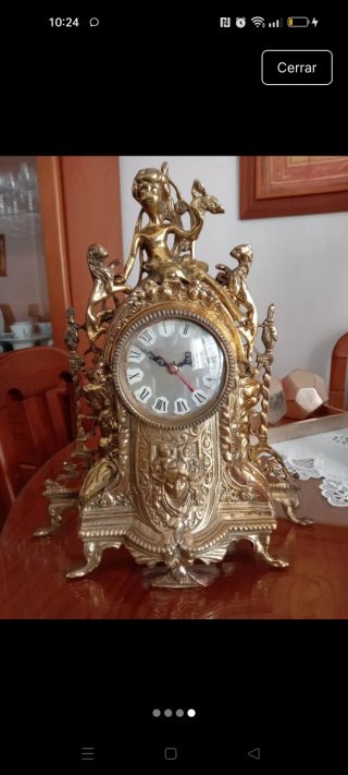Reloj de sobremesa antiguo de bronce