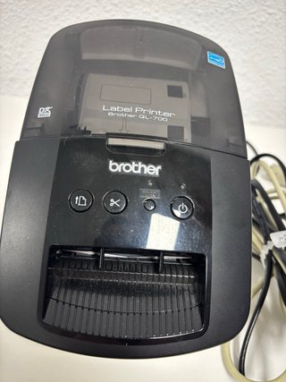 Impresora de etiquetas Brother QL-700