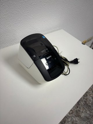 Impresora de etiquetas Brother QL-700