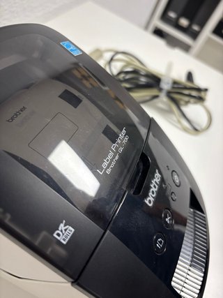 Impresora de etiquetas Brother QL-700