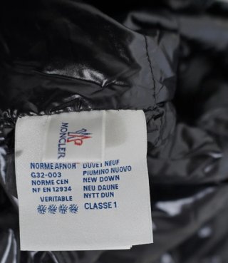 Chaqueta de plumas Moncler Negra