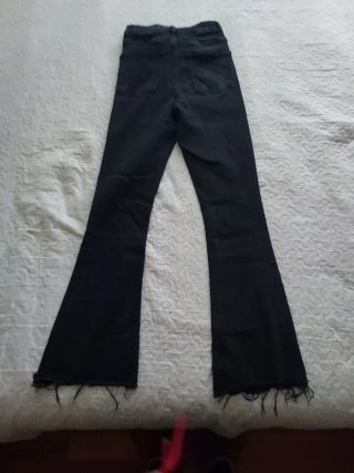 Pantalón campana negro Primark Talla 36