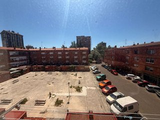 Piso en venta en Pan y Guindas en Palencia
