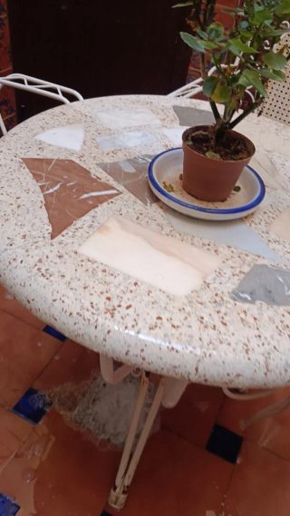 Set de Mesa y 3 Sillas de Patio