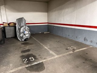 Garaje en venta en Centre en Cornellà de Llobregat