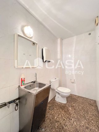 Local comercial en venta en La Salut - Lloreda en Badalona