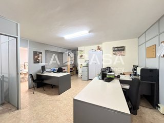 Local comercial en venta en La Salut - Lloreda en Badalona