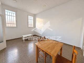Local comercial en alquiler en Plaça Catalunya en Prat de Llobregat, El