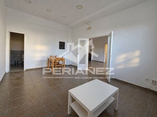 Local comercial en alquiler en Plaça Catalunya en Prat de Llobregat, El