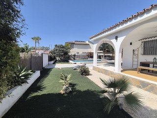 Chalet en alquiler en Churriana en Málaga
