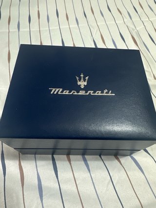 Reloj Maserati Dorado y Negro