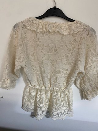 Jersey Zara con Volantes y Encaje
