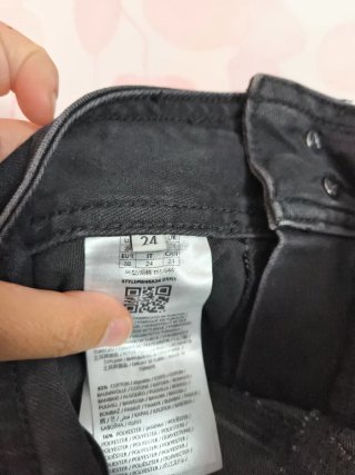 Pantalón Guess Skinny High Shape Up Negro