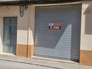 Local comercial en venta en Massanassa