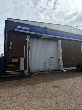 Nave industrial en alquiler en La Victoria - El Cabildo en Valladolid