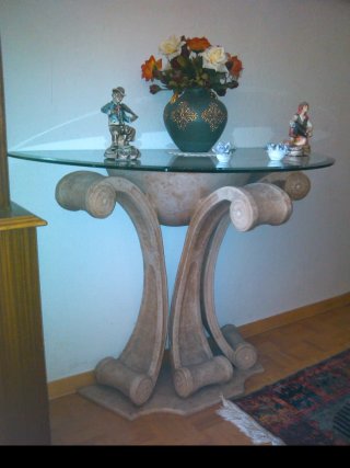 Mesa Consola con Tablero de Cristal