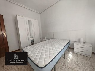 Piso en alquiler en San Roque - Ronda norte en Badajoz