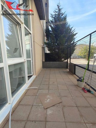 Piso en alquiler en Santa Cruz - Industria - Polígono Campollano en Albacete