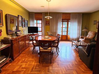 Piso en venta en Zona Teatro Campoamor en Oviedo